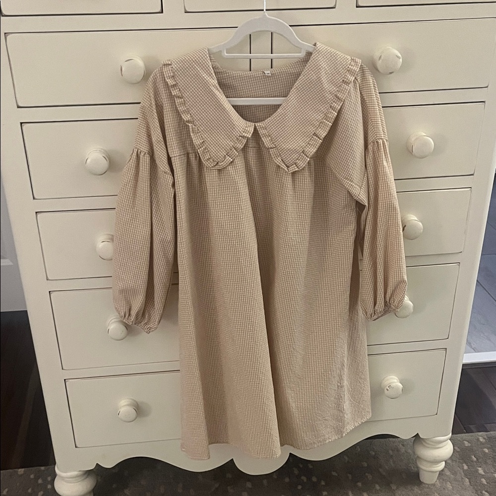 Elegant Cream Gingham Ruffle Lapel Collar Dress - Picture 2 of 3